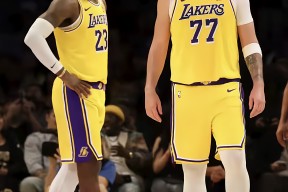 Kaiyun Sports-开云体育-包含NBA季后赛今晚再迎强敌，克里夫兰骑士状态回暖，主帅态度：更衣室稳定，控场能力受关注的词条