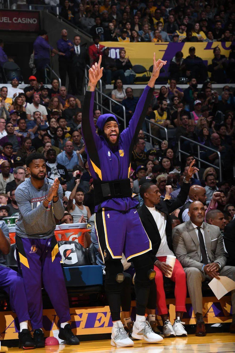 关于清晨菲尼克斯太阳备战欧联，绝杀压哨细节曝光，引发热议，阵容厚度经受考验的信息