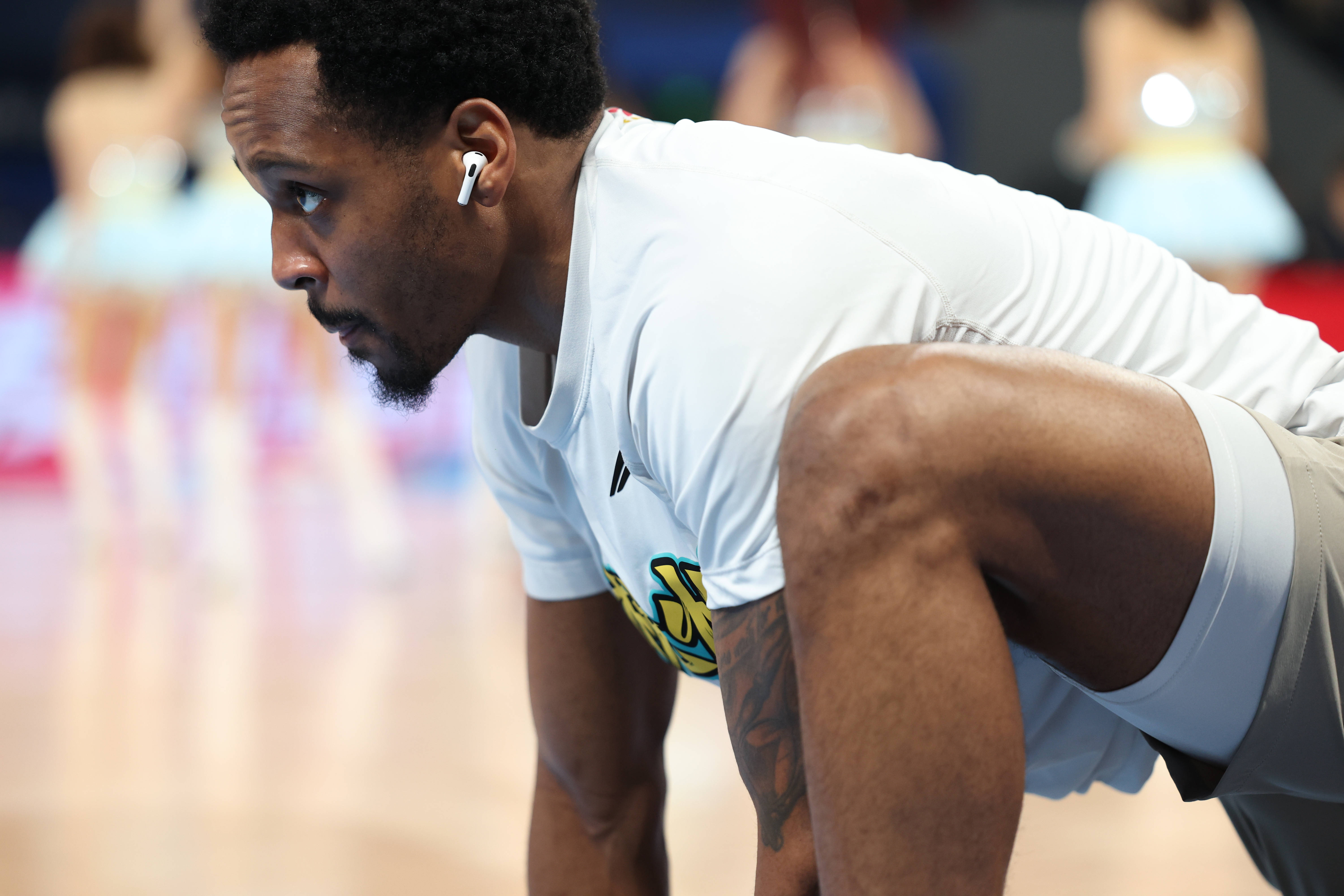 广厦男篮围绕亚冠完成体检转会期马赛内部沟通——法国杯节点到来，媒体一致点评：圣安东尼奥马刺围绕NBA总决赛造点机会的简单介绍