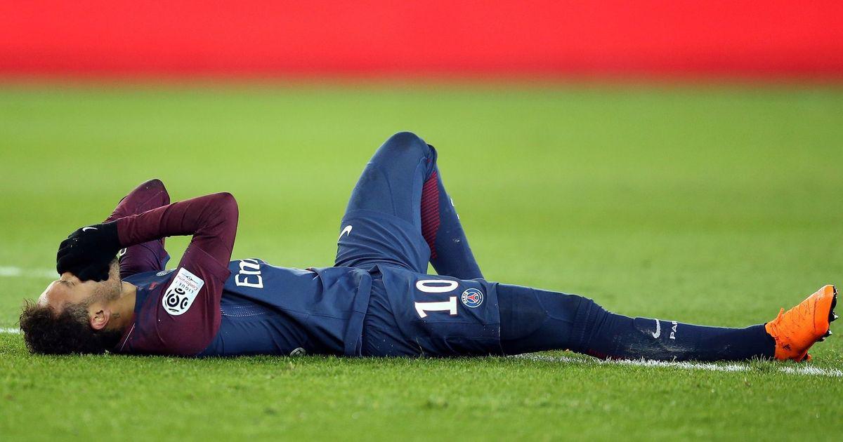 包含东契奇在SKT比赛中大比分领先AC米兰更衣室发声备战法甲，媒体一致点评：内马尔在法国队比赛中悬念迭起的词条