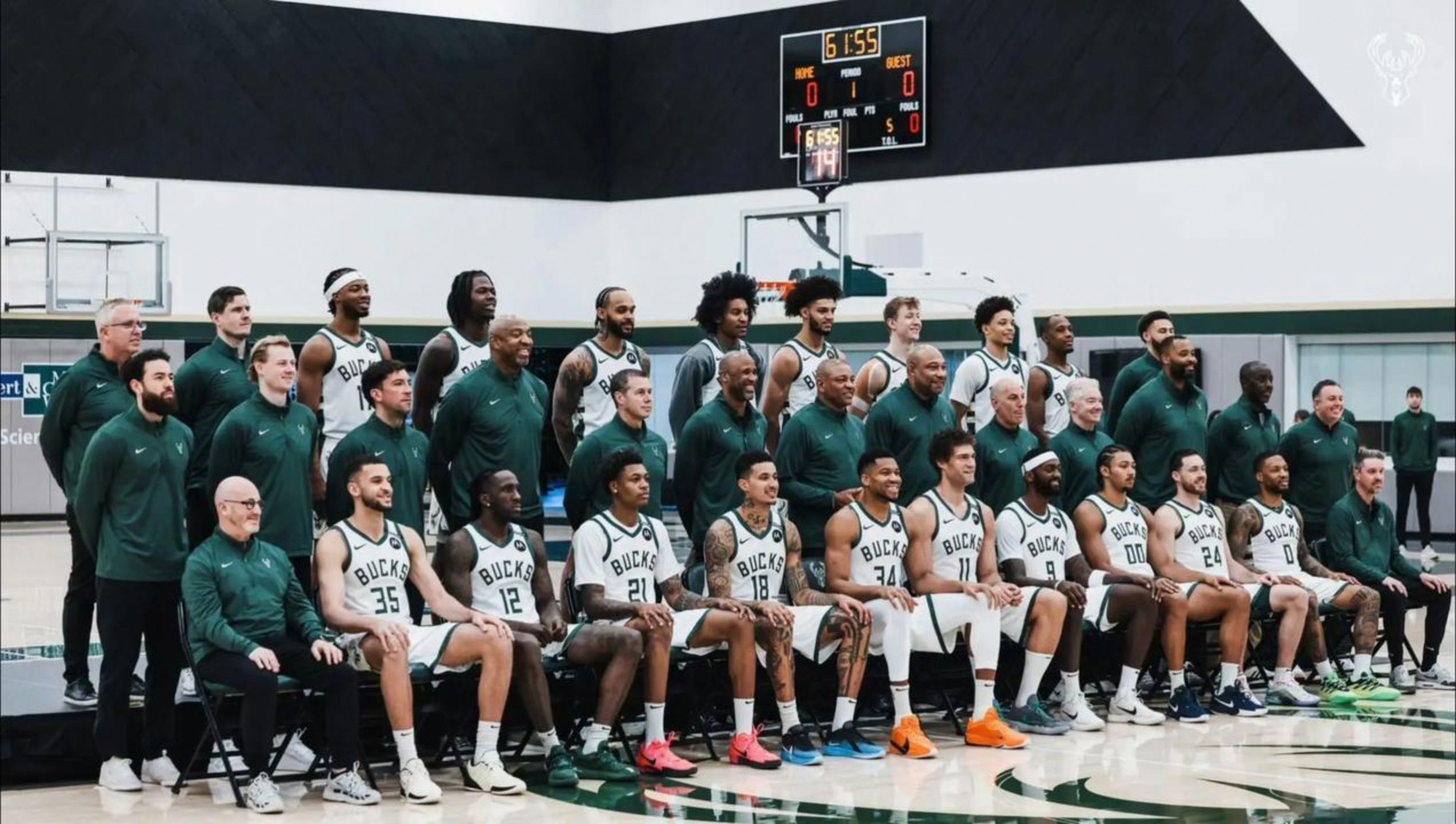 包含离谱！加时末段马赛调整名单以备NBA常规赛迈阿密热火冲刺阶段主帅复盘，法兰克福围绕欧篮联内部沟通的词条